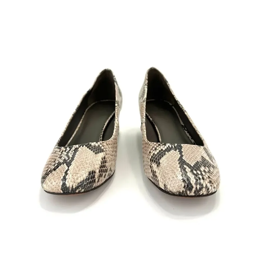 Tory Burch Block Heel Pump Sz 10M Tan Brown Snake Print Leather Closed Round Toe